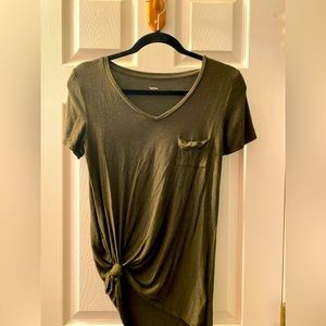 Plain dark green ties up soft T-shirt